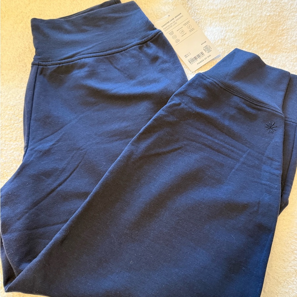 Athleta Coaster Luxe Jogger Navy blue Medium Petite NWT